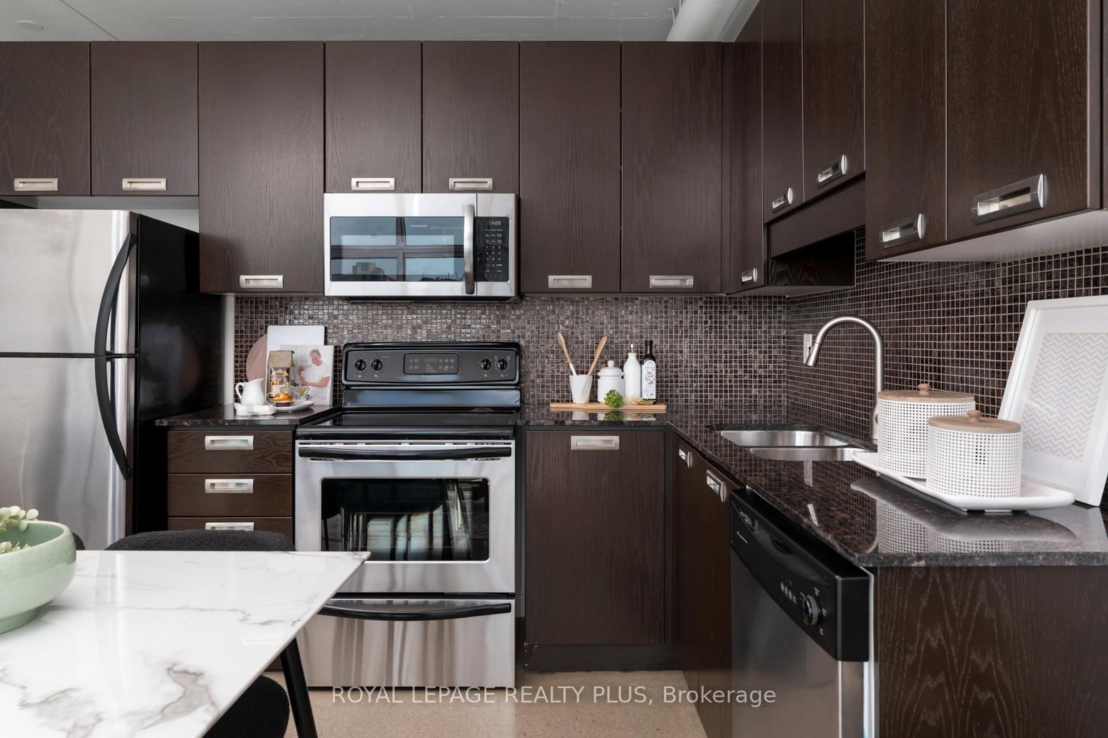 2 Fieldway Road • #1016 • Toronto, ON photo 13