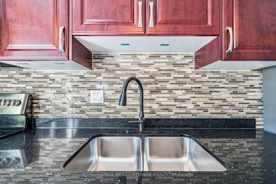 2155 Pashak Mississauga,ON L5A 1H8 — Photo 12