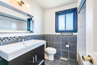 2155 Pashak Mississauga,ON L5A 1H8 — Photo 17