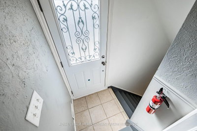2155 Pashak Mississauga,ON L5A 1H8 — Photo 18