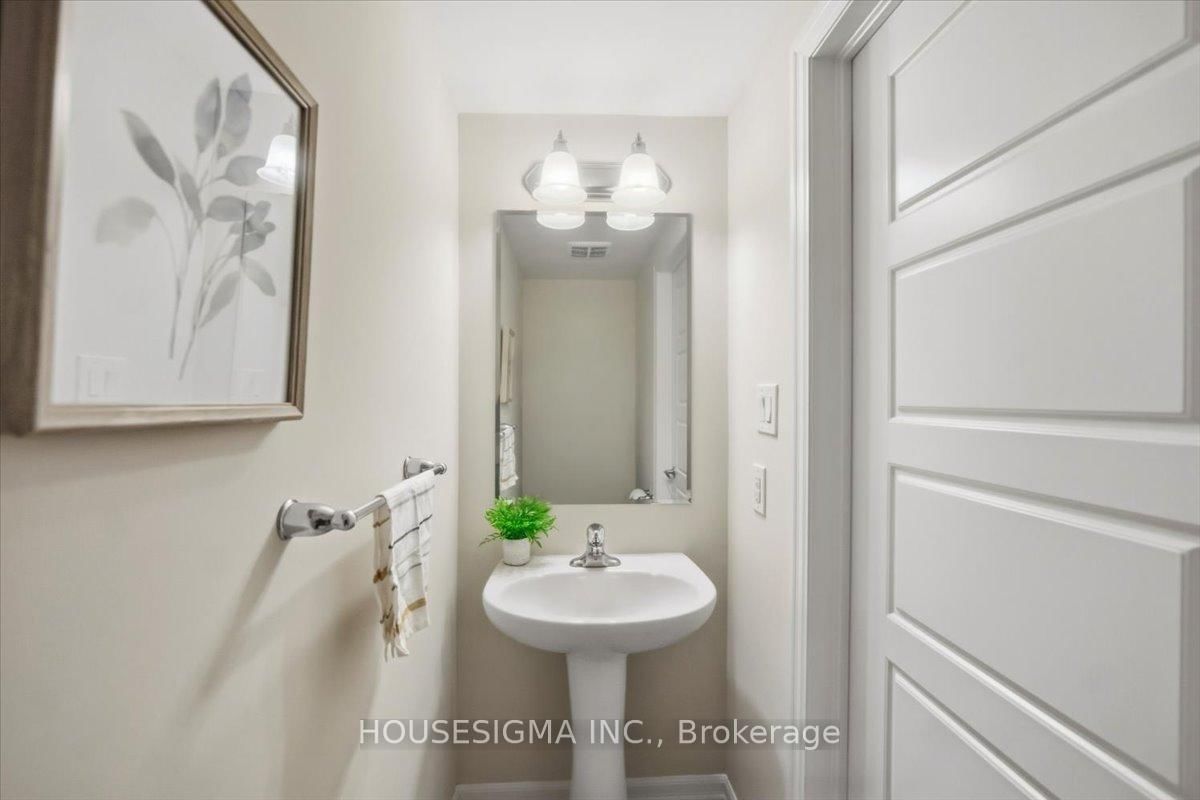 3 Eckford Lane • Brampton, ON photo 15