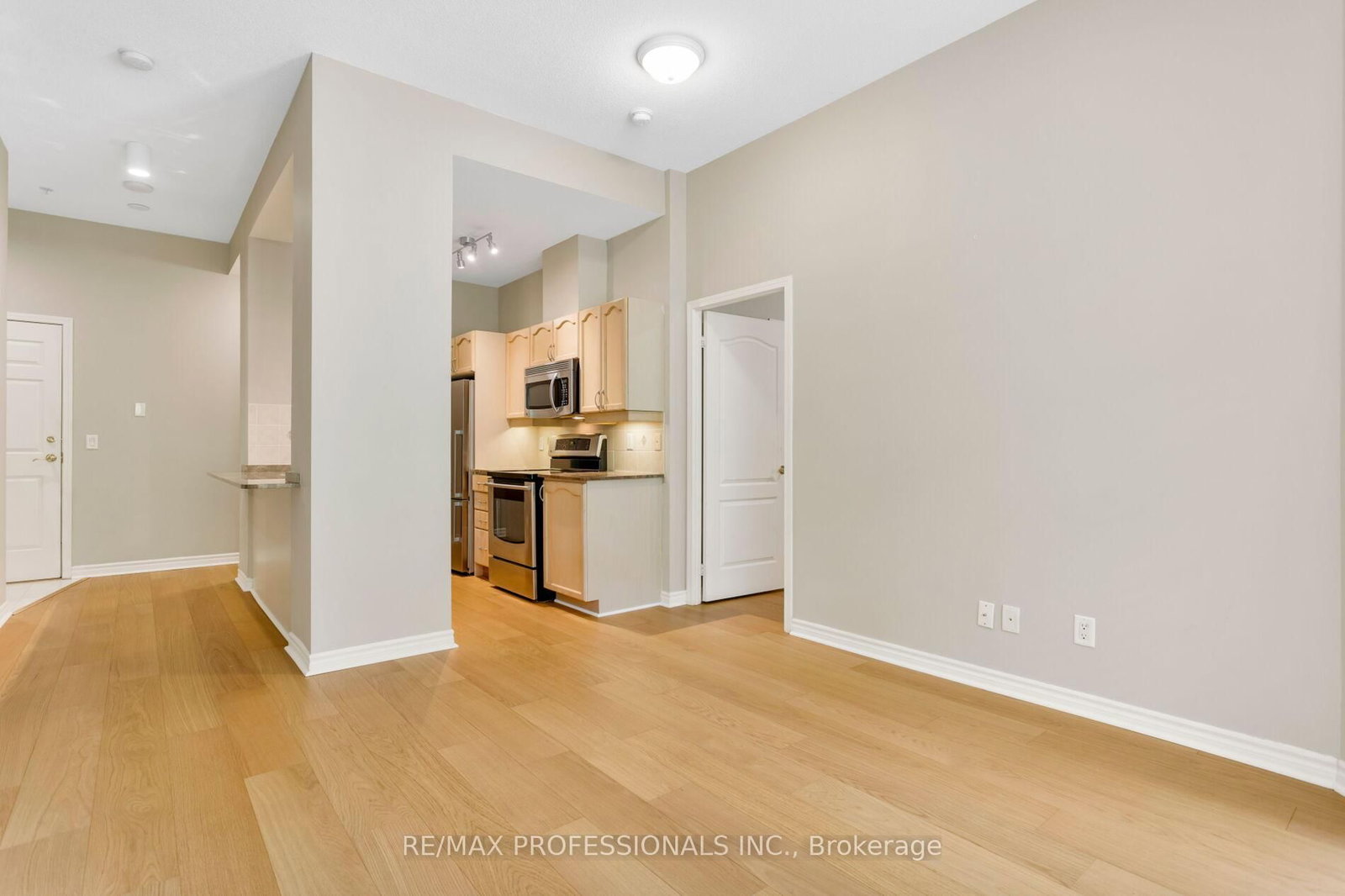 350 Princess Royal Drive • #102 • Mississauga, ON photo 12