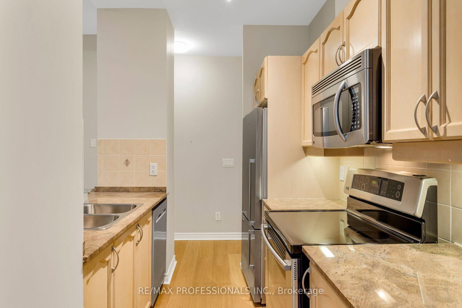 350 Princess Royal Drive • #102 • Mississauga, ON photo 17