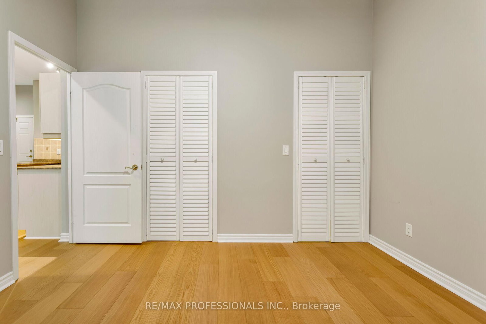 350 Princess Royal Drive • #102 • Mississauga, ON photo 34