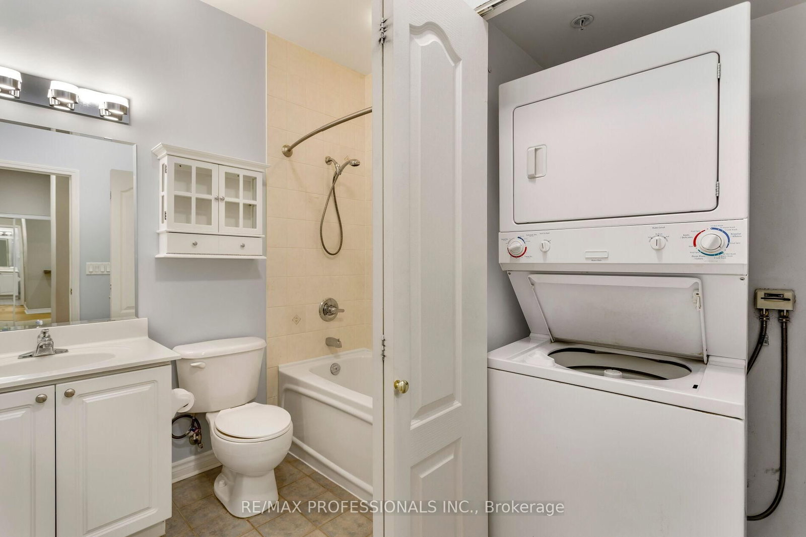 350 Princess Royal Drive • #102 • Mississauga, ON photo 38