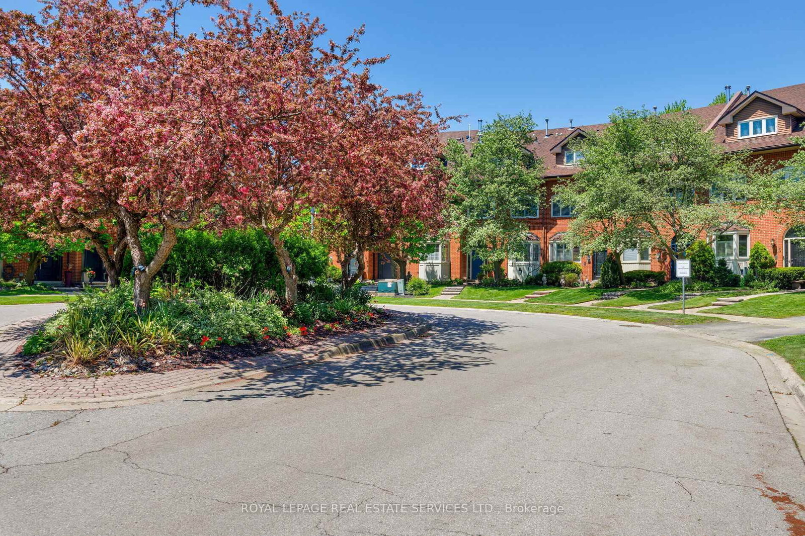 68 Tradewind Drive • Oakville, ON photo 45