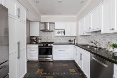 68 Tradewind Drive • Oakville, ON photo 8