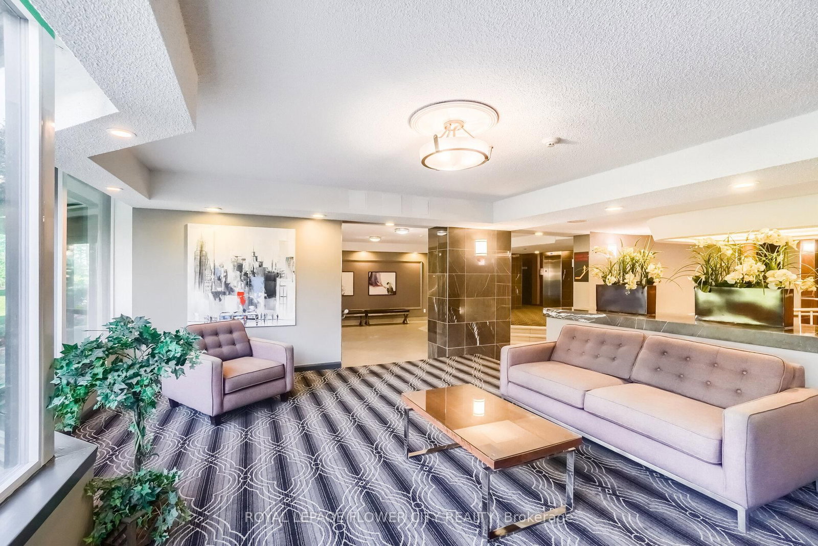 8 Lisa Brampton,ON L6T 4S6 — Photo 34