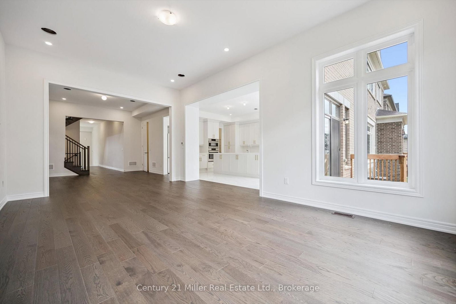 3262 Millicent Avenue • Oakville, ON photo 10