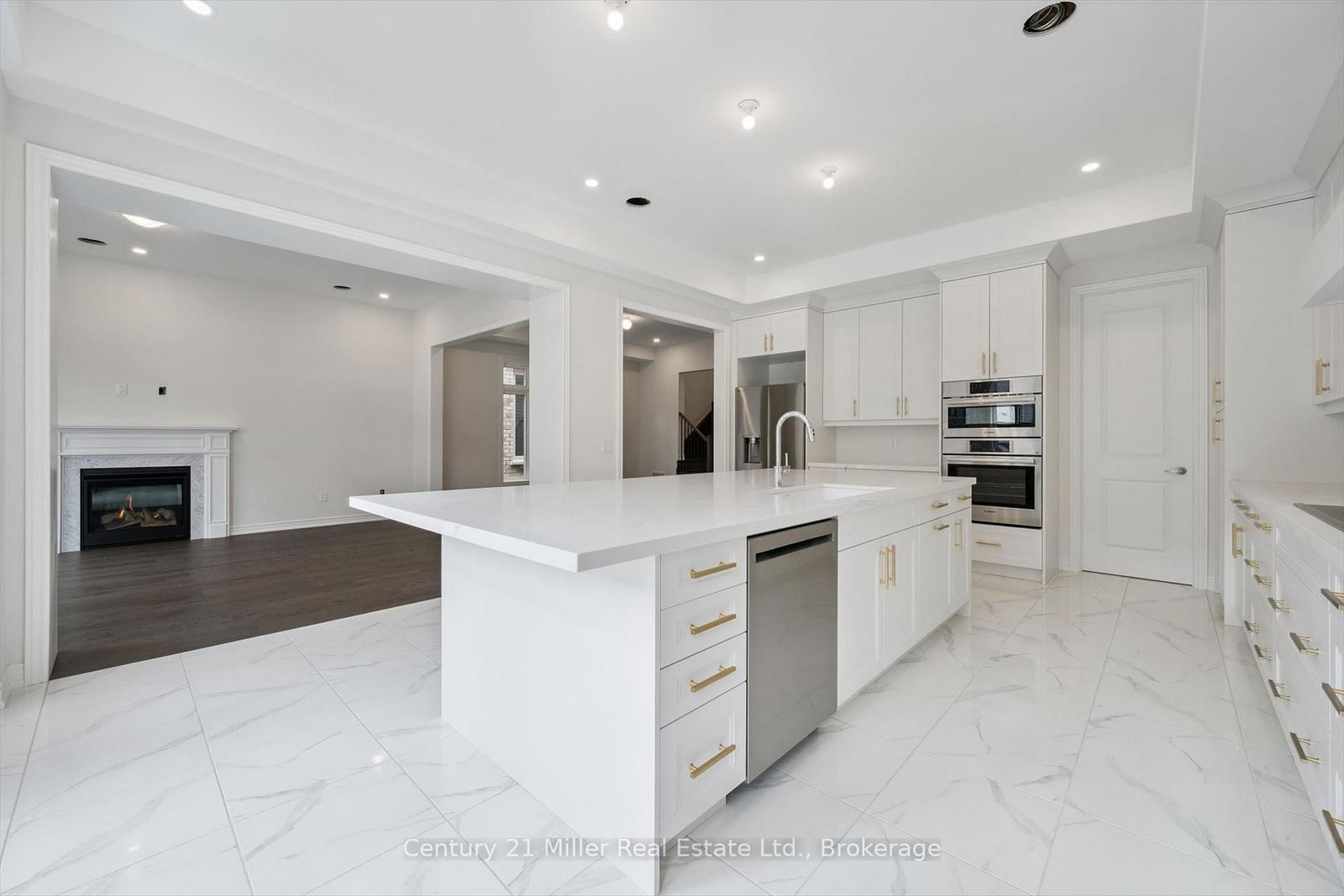 3262 Millicent Avenue • Oakville, ON photo 14