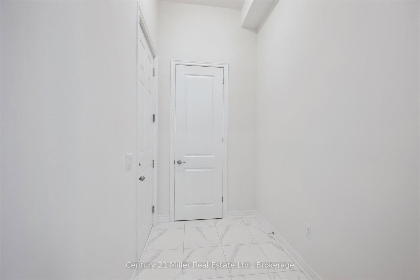 3262 Millicent Avenue • Oakville, ON photo 18