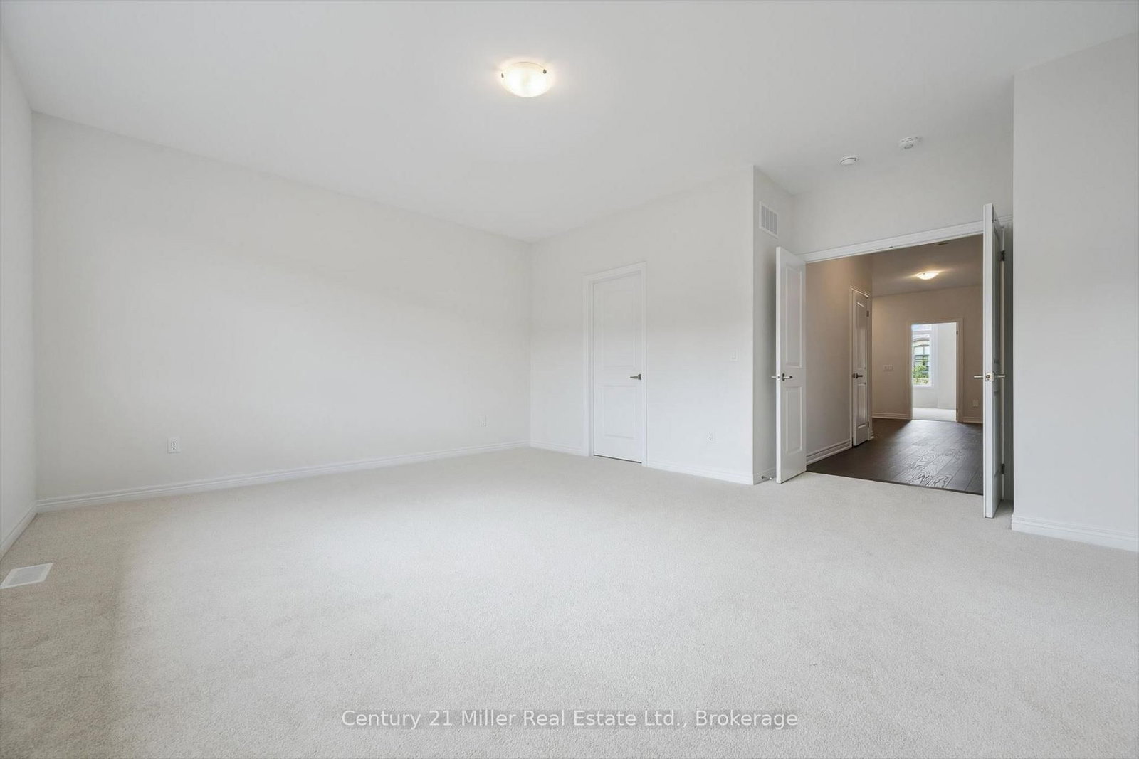3262 Millicent Avenue • Oakville, ON photo 26