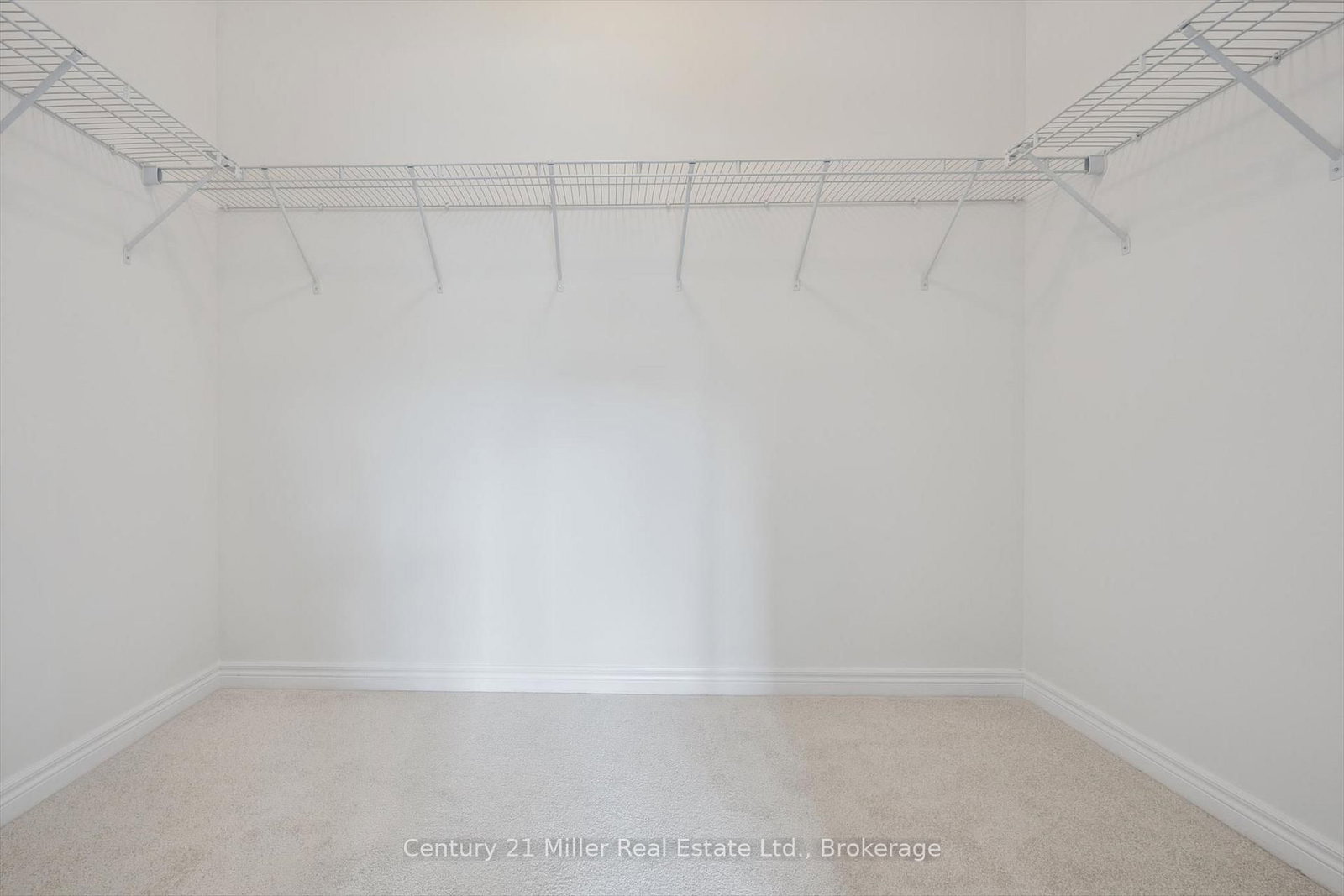 3262 Millicent Avenue • Oakville, ON photo 27