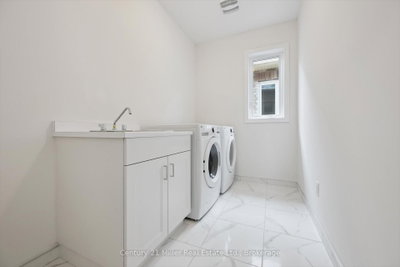 3262 Millicent Oakville,ON L6H 0V8 — Photo 39