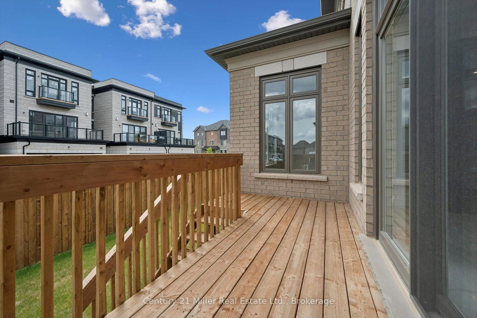 3262 Millicent Avenue • Oakville, ON photo 40