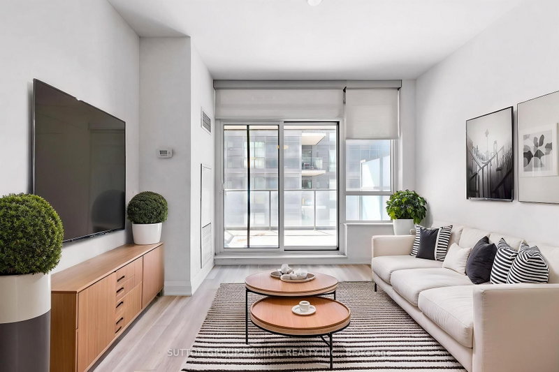 301 - 36 Park Lawn Road