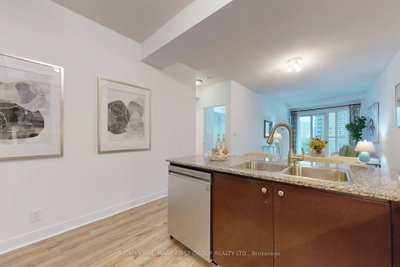 50 Absolute Mississauga,ON L4Z 0A8 — Photo 12