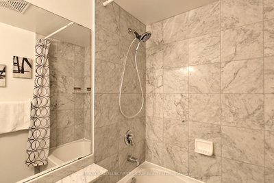 50 Absolute Mississauga,ON L4Z 0A8 — Photo 15