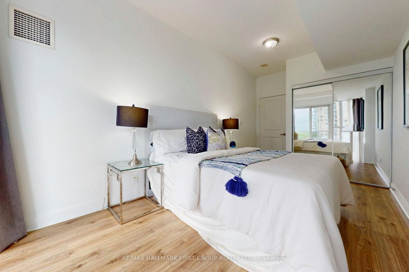 50 Absolute Mississauga,ON L4Z 0A8 — Photo 18