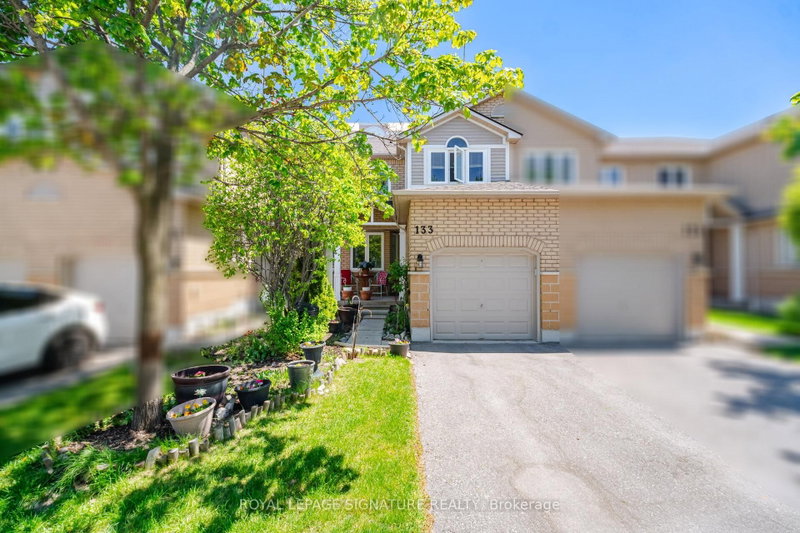 133 - 833 Scollard Court