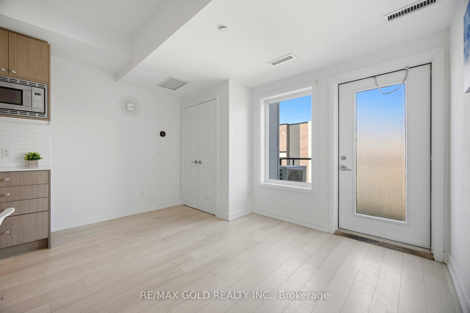 155 Downsview Park Boulevard • #204 • Toronto, ON photo 13