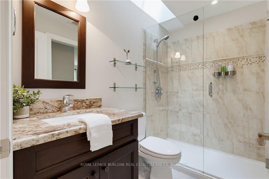 339 Smith Avenue • Burlington, ON photo 18