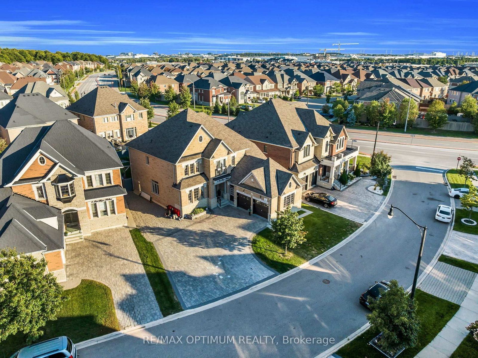 3 Port Hope Hollow, Brampton, ON, photo 3