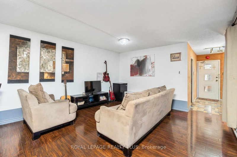 2323 Confederation Mississauga,ON L5B 1R6 — Photo 15