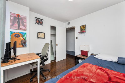 2323 Confederation Mississauga,ON L5B 1R6 — Photo 17