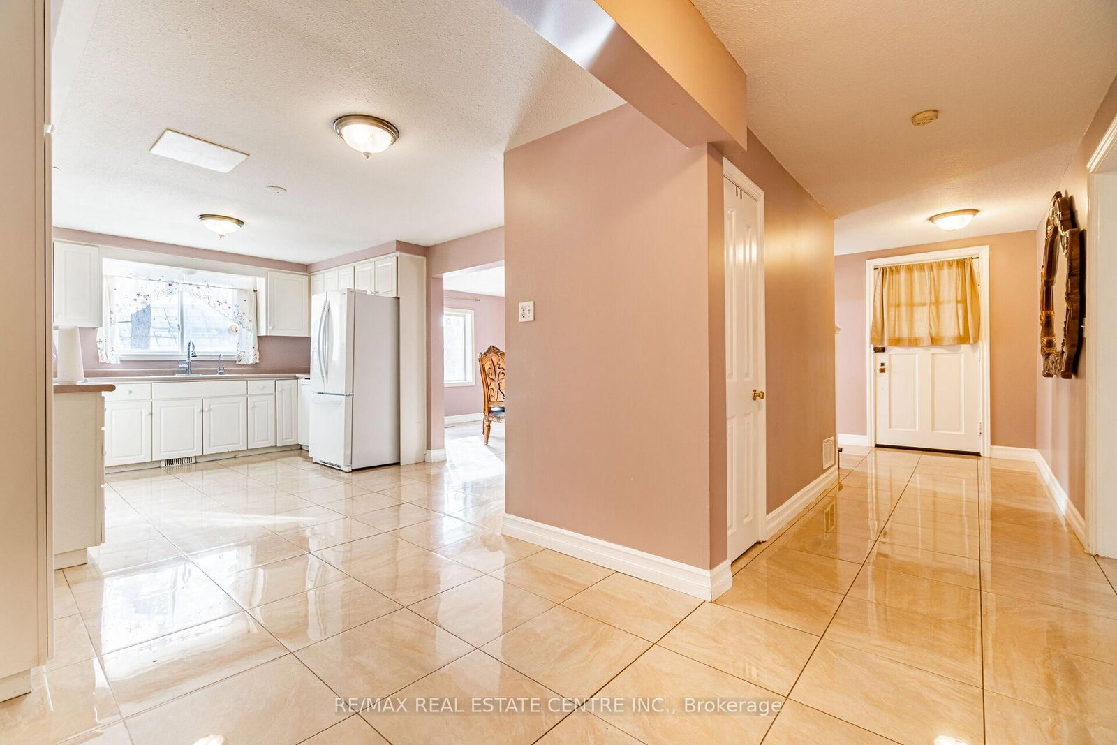 8681 Canyon Road • Milton, ON photo 13