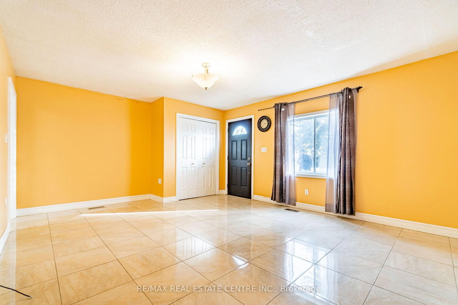 8681 Canyon Road • Milton, ON photo 14