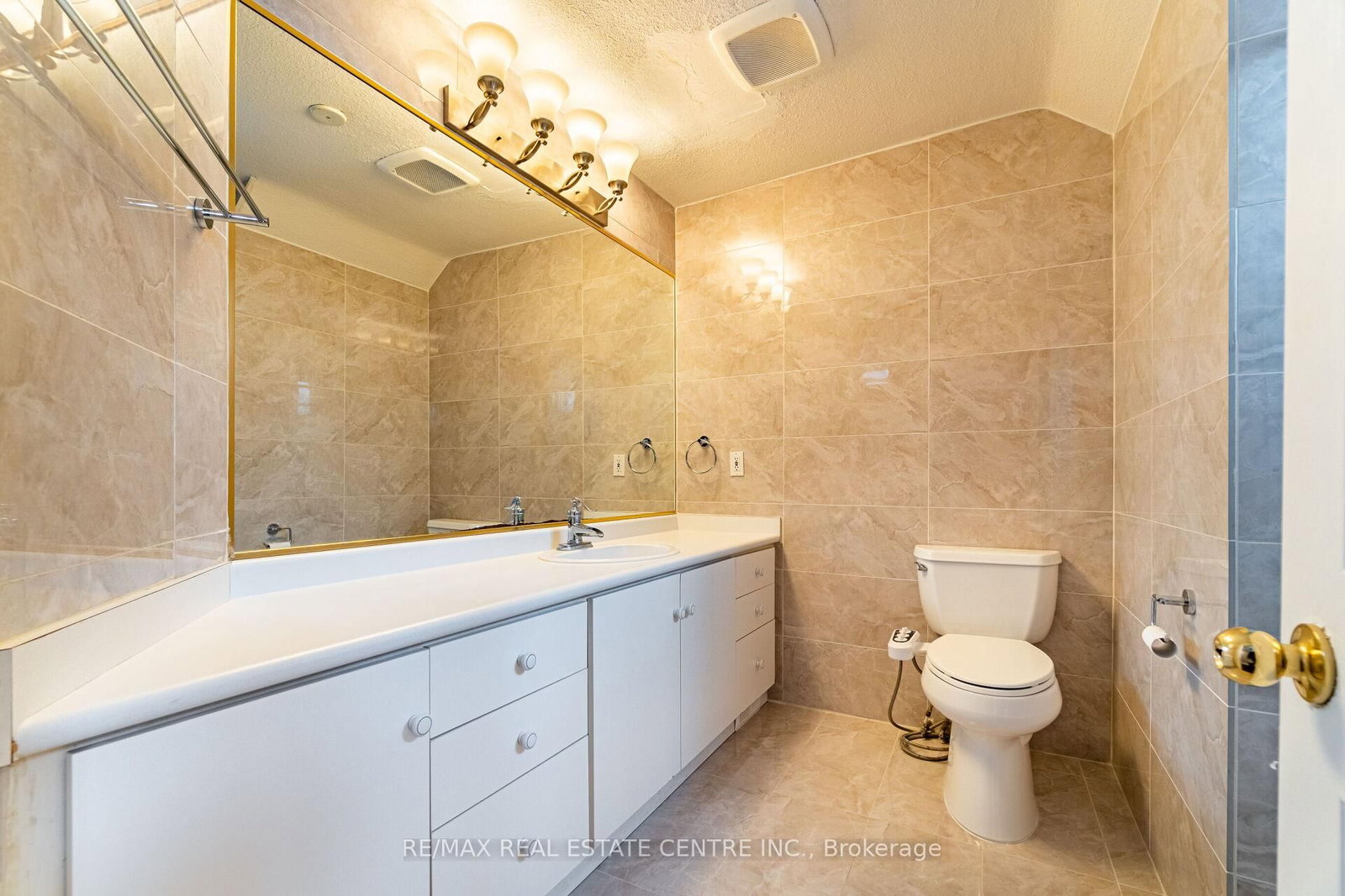 8681 Canyon Road • Milton, ON photo 31