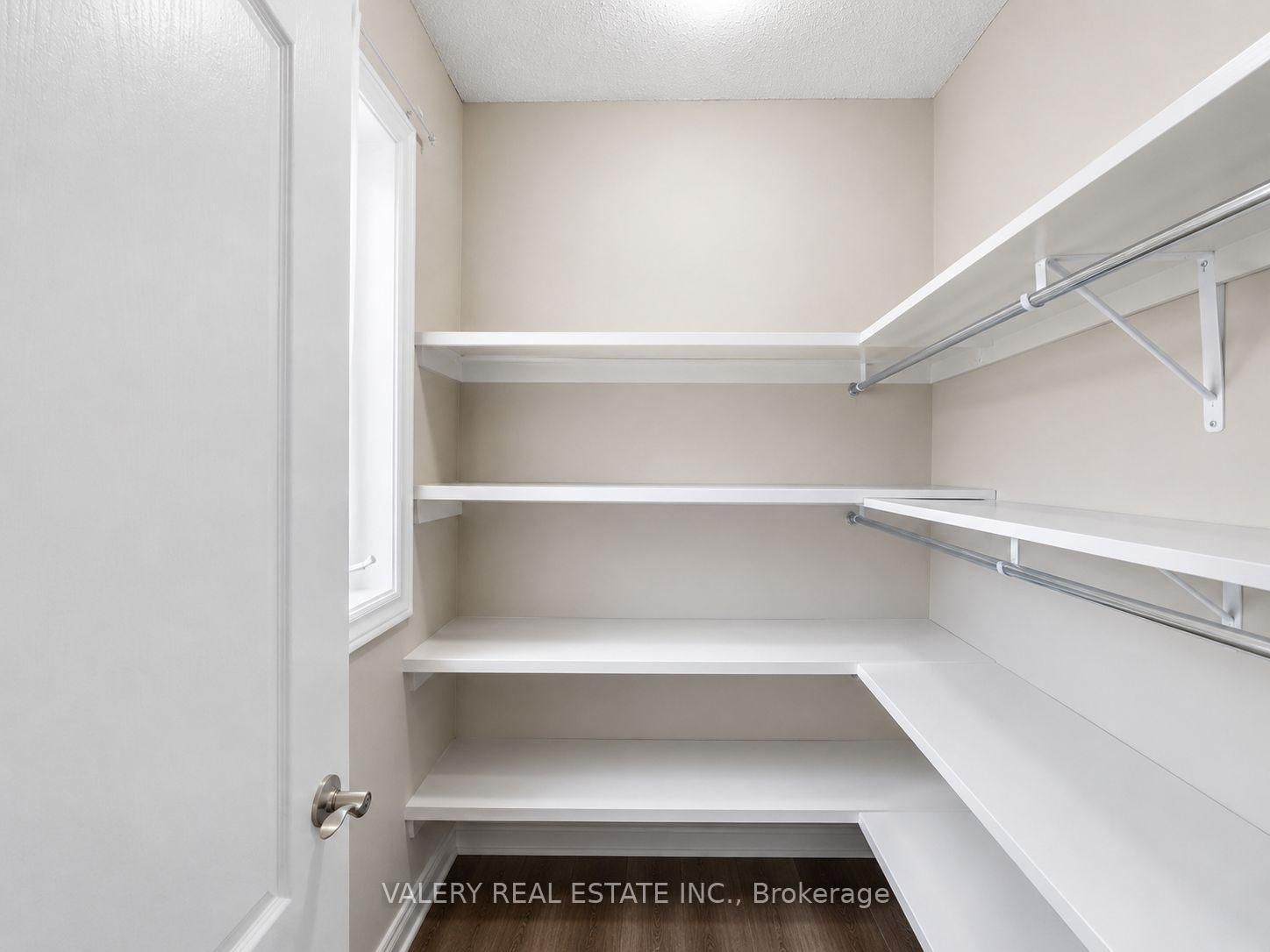 15 Silktop Trail • Brampton, ON photo 14