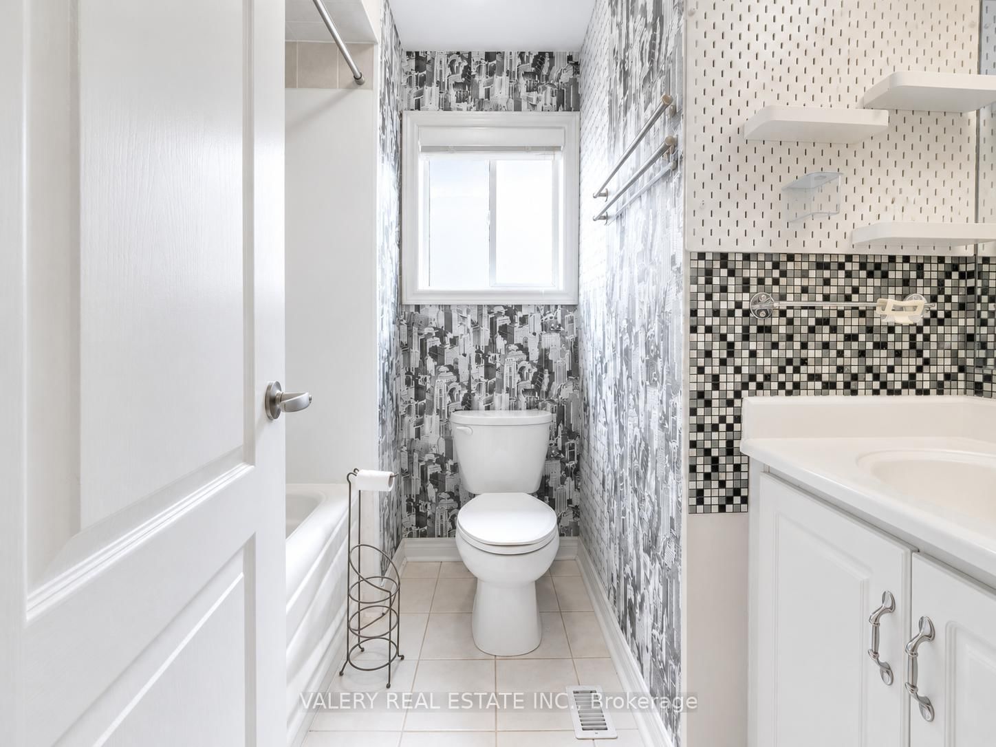 15 Silktop Trail • Brampton, ON photo 20