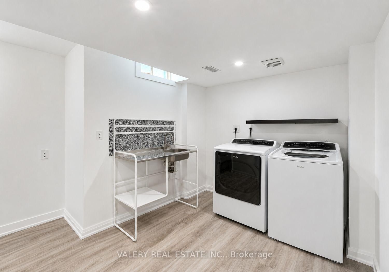 15 Silktop Trail • Brampton, ON photo 24