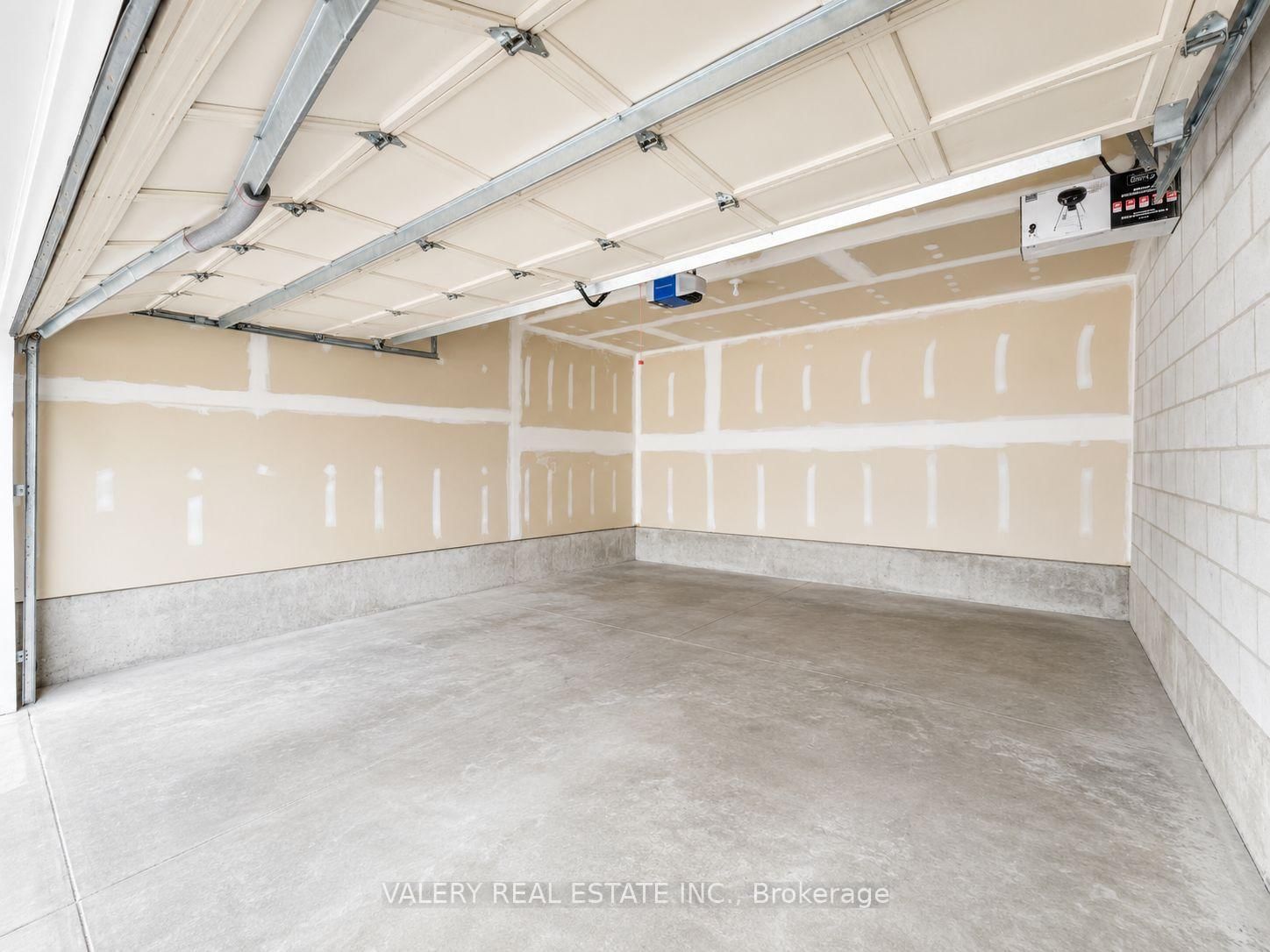 15 Silktop Trail • Brampton, ON photo 25
