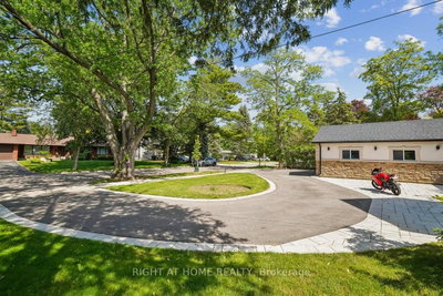 2090 Stonehouse Crescent — photo 4