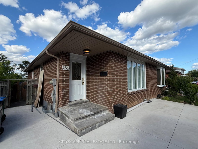 BSMT A - 135 Bonham Bsmt Boulevard