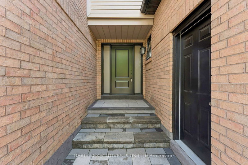 51 Ashbrook Way
