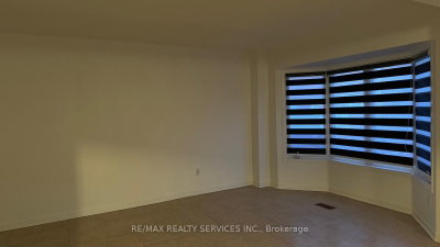 44 Saintsbury Crescent — photo 6