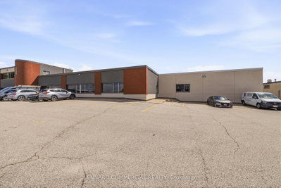 Industrial for lease at 1-150 Norfinch Drive, Toronto, Ontario, M3N 1X6 - Black Creek - MLS: W13468208