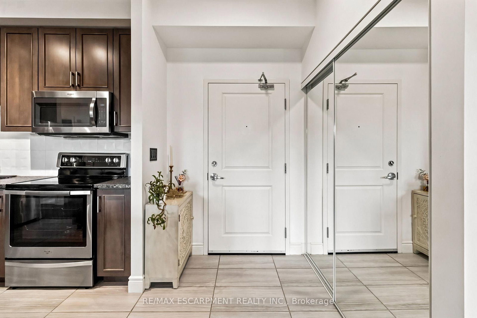 630 Sauve Street • #113 • Milton, ON photo 6