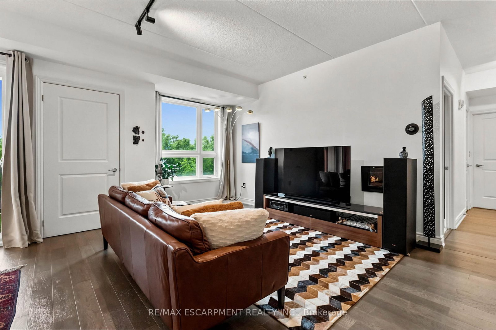 630 Sauve Street • #113 • Milton, ON photo 9