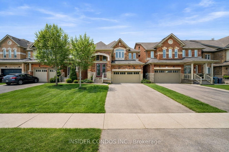 185 Bonnieglen Farm Boulevard