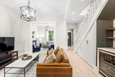 209 Maria Street • Toronto, ON