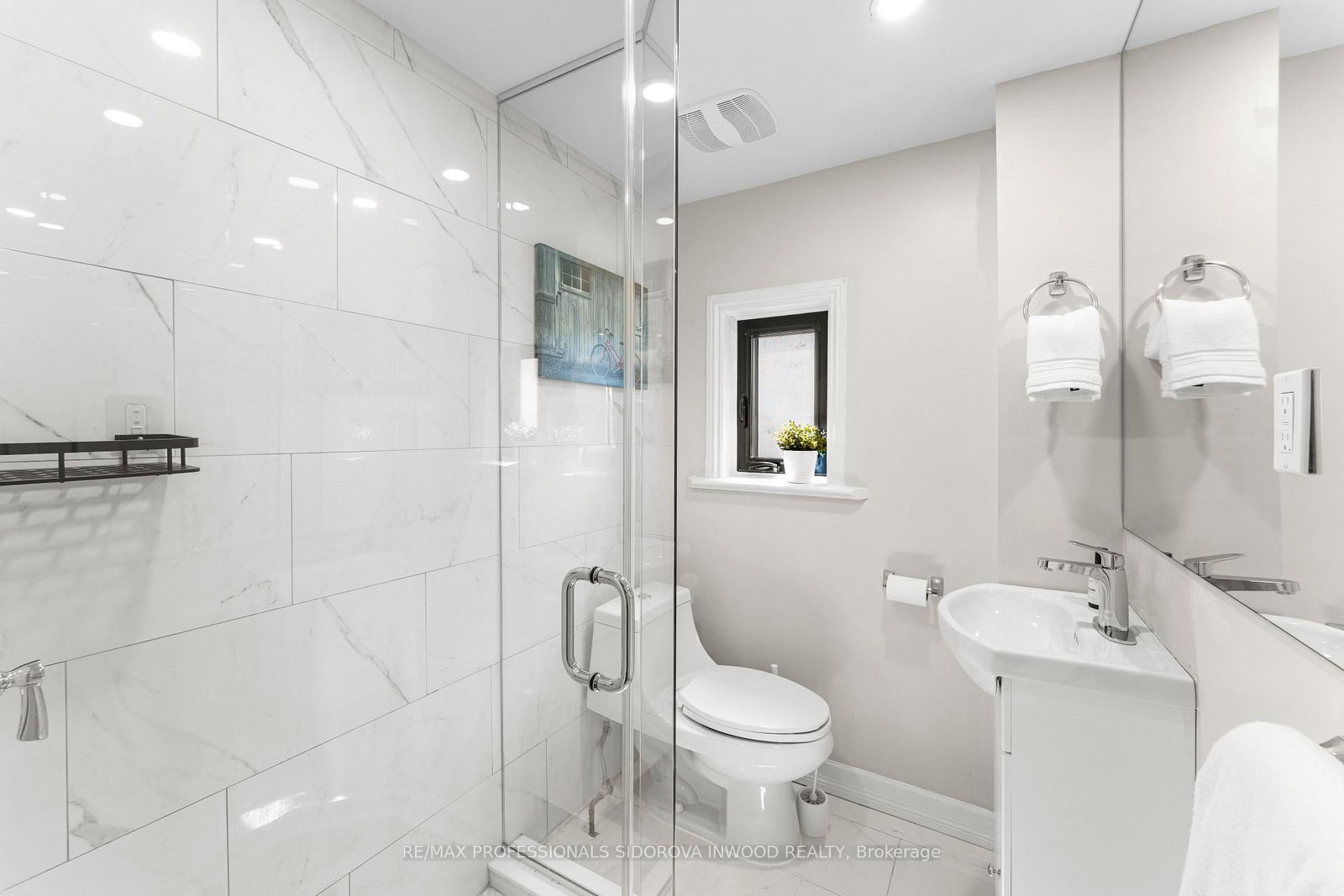 209 Maria Street • Toronto, ON photo 23