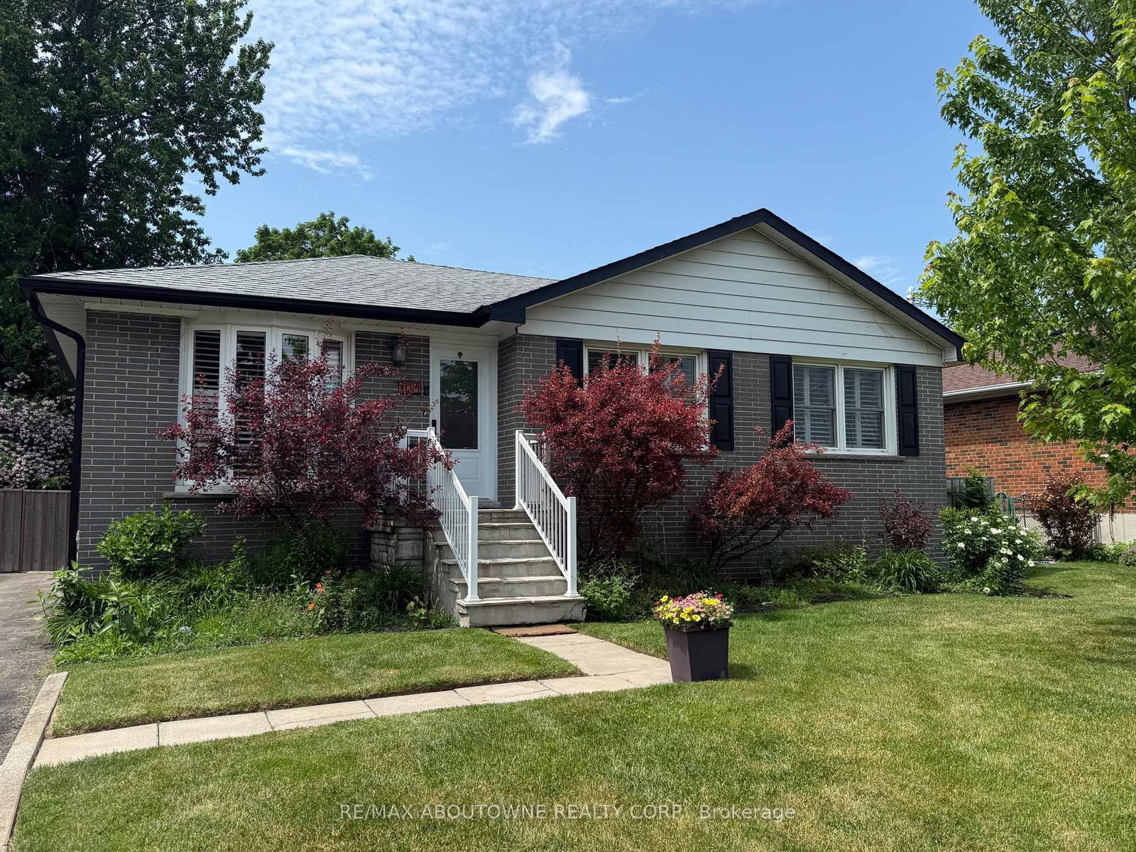 134 Wakefield Road • Milton, ON photo 1