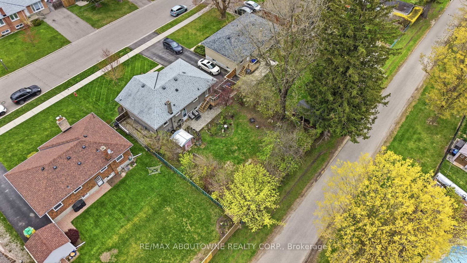 134 Wakefield Road • Milton, ON photo 37