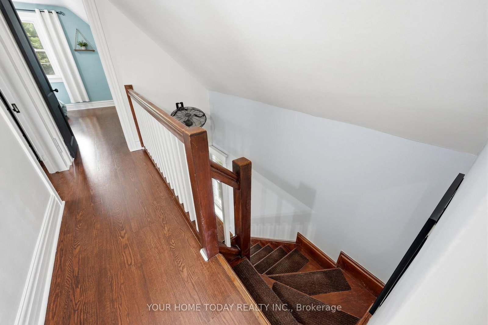 7 Albert Street • Halton Hills, ON photo 17
