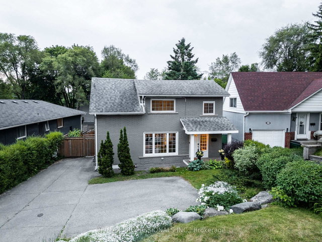 4625 Dundas Street W